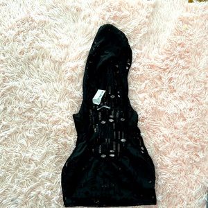 Hooded crop top